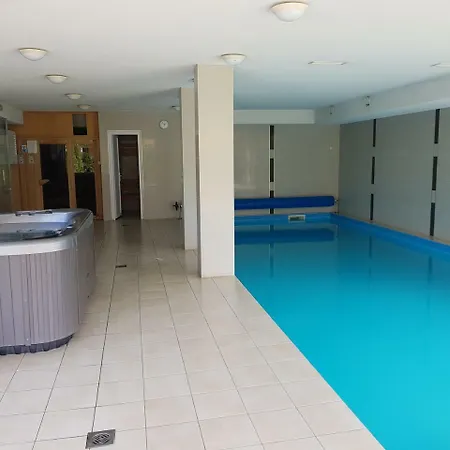 Onyx Wellness Apartman Lägenhet *